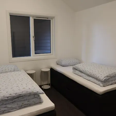 Apartamento Hamn I - Private With Seaview Senja